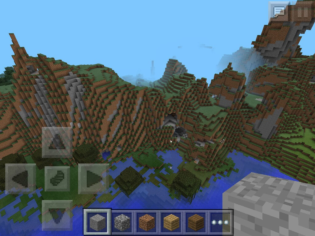Невероятно огромные горы в болотной местности screenshot 1